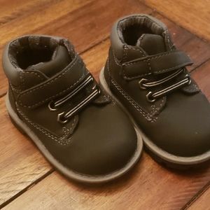 Toddler shoes